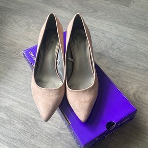Worthington suede kitten heels